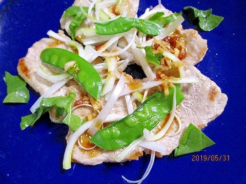 生姜焼き用豚肉をゆでるだけの簡単ネギソース掛け